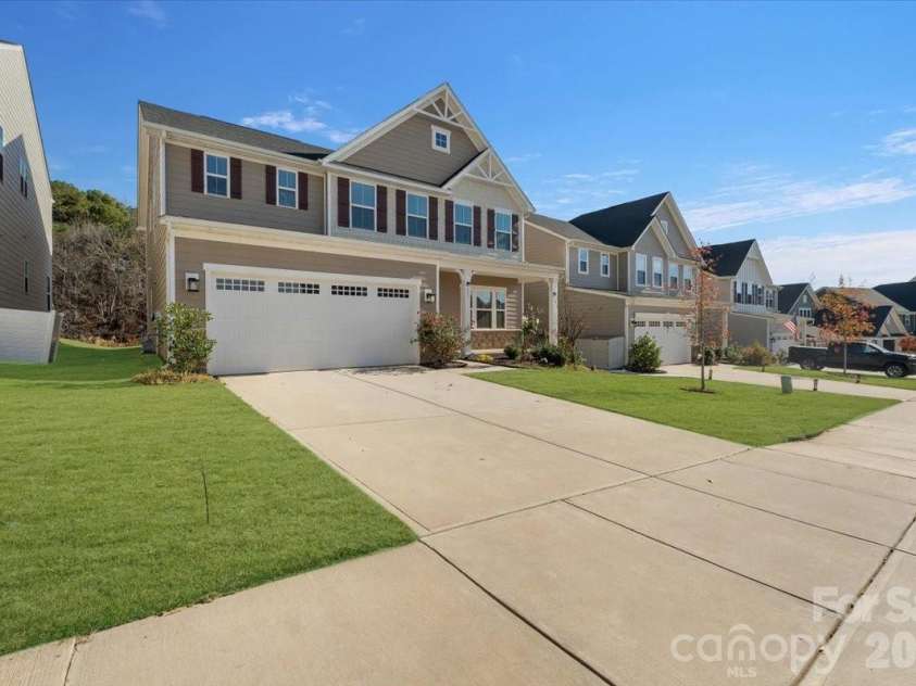 202 Tetcott Street, Mooresville, NC 28115.  MLS# CAR4364351, YatesRealty ID 29274. Digitally enhanced Lawn