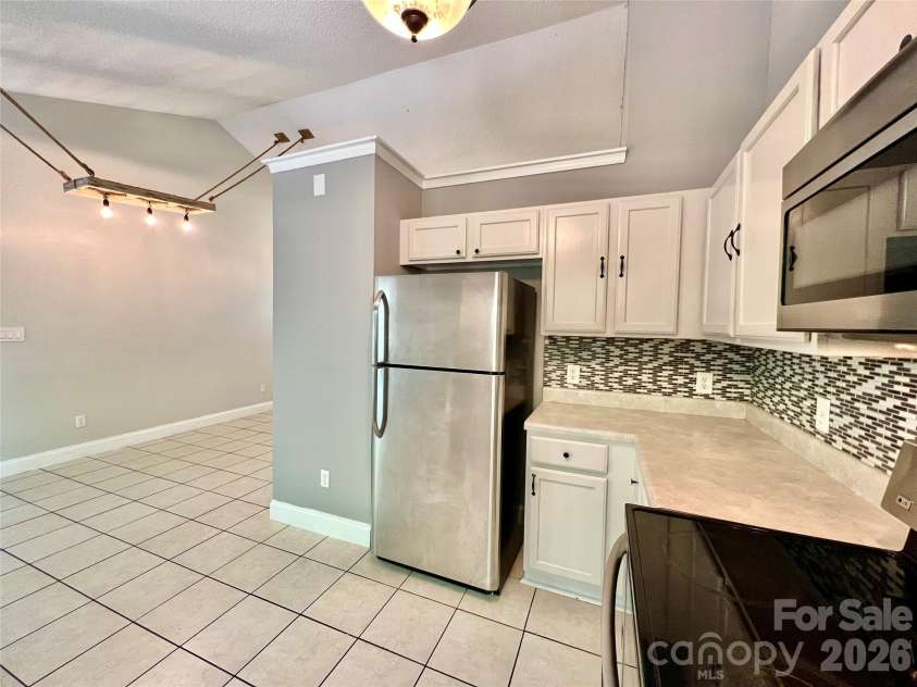 6331 Nature Walk Drive, Charlotte, NC 28212.  MLS# CAR4388578, YatesRealty ID 29276. 