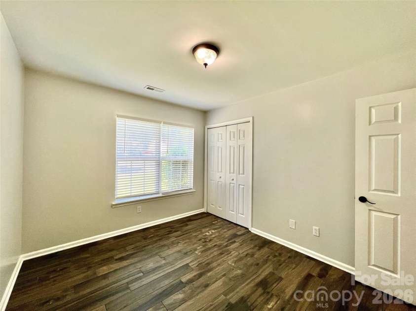 6331 Nature Walk Drive, Charlotte, NC 28212.  MLS# CAR4388578, YatesRealty ID 29276. 