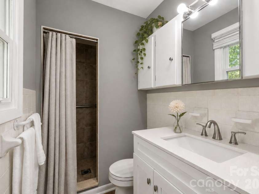 34 Goldmont Street, Black Mountain, NC 28711.  MLS# CAR4380870, YatesRealty ID 29277. Primary Bath *virtually enhanced
