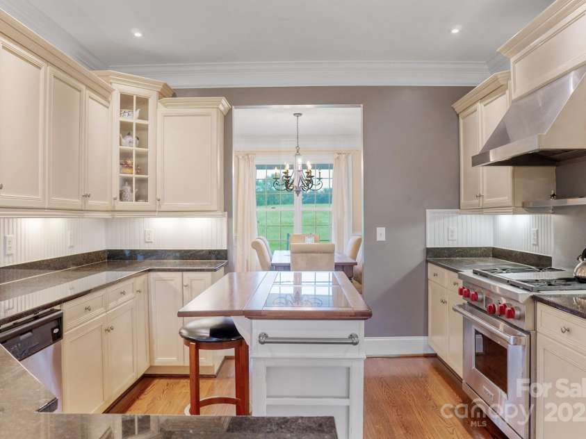 8144 Park Place Road, York, SC 29745.  MLS# CAR4285868, YatesRealty ID 29277. 