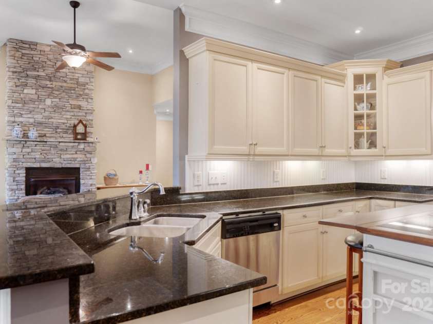 8144 Park Place Road, York, SC 29745.  MLS# CAR4285868, YatesRealty ID 29277. 