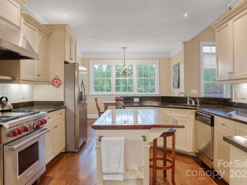 8144 Park Place Road, York, SC 29745.  MLS# CAR4285868, YatesRealty ID 29277. 