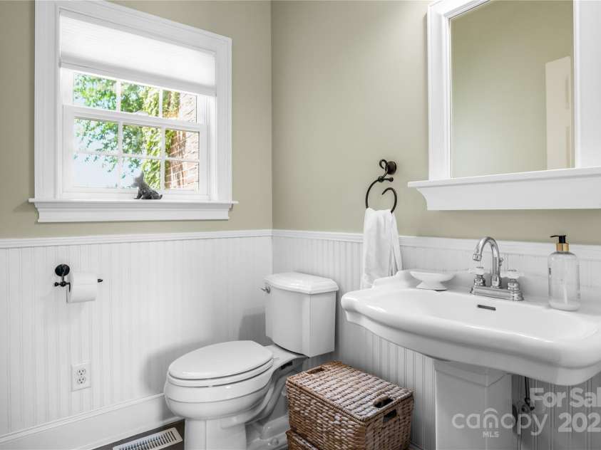 8144 Park Place Road, York, SC 29745.  MLS# CAR4285868, YatesRealty ID 29277. 