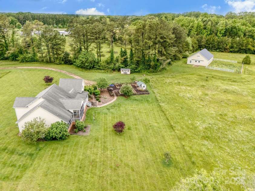 8144 Park Place Road, York, SC 29745.  MLS# CAR4285868, YatesRealty ID 29277. 