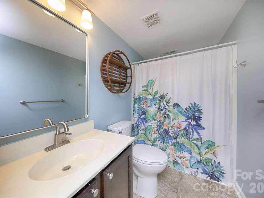 14556 Reese Boulevard, Huntersville, NC 28078.  MLS# CAR4380745, YatesRealty ID 29278. 1st Floor 3rd Full Bathroom with new listing and fixtures