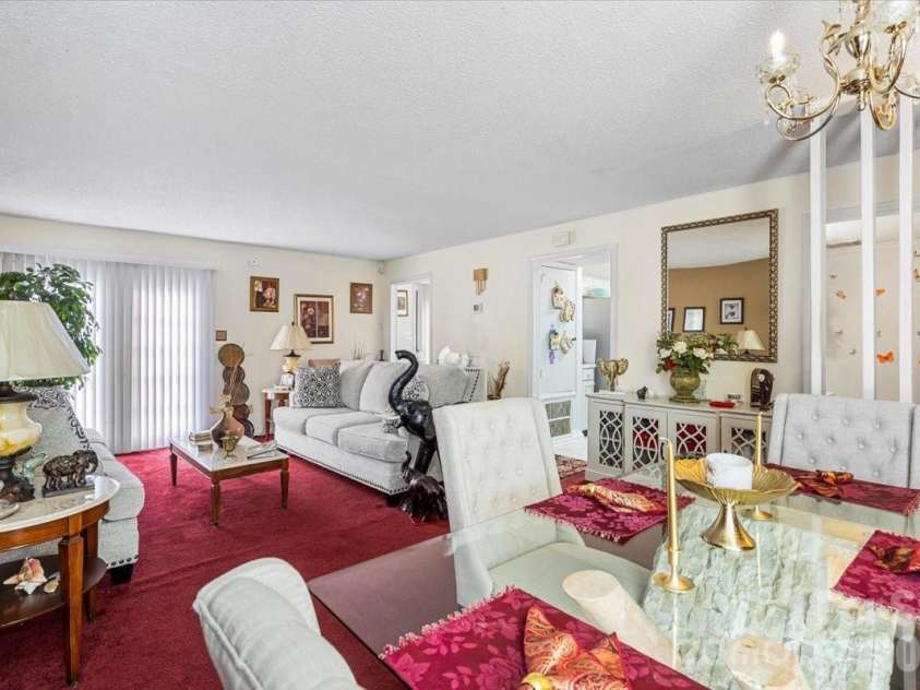6123 Honeysuckle Lane, Charlotte, NC 28212.  MLS# CAR4346126, YatesRealty ID 2928. 