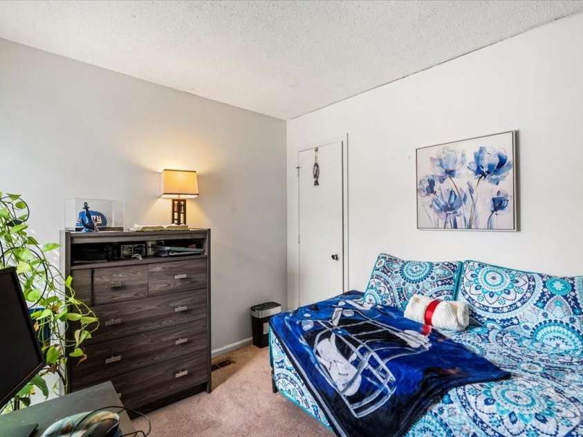 6123 Honeysuckle Lane, Charlotte, NC 28212.  MLS# CAR4346126, YatesRealty ID 2928. 