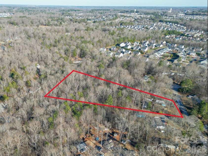 839 Westwind Drive, Fort Mill, SC 29707.  MLS# CAR4338736, YatesRealty ID 2928. 