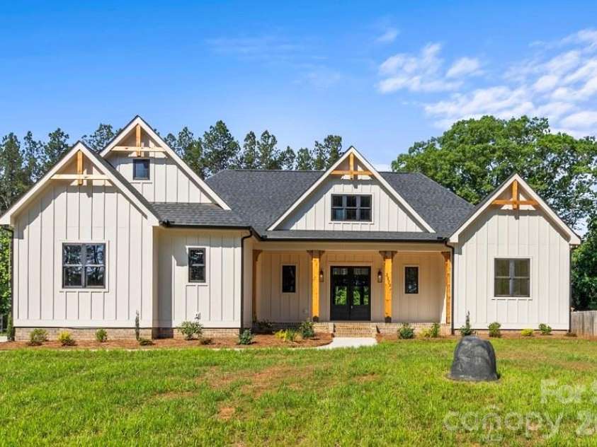 2373 Lee Lawing Road, Lincolnton, NC 28092.  MLS# CAR4377218, YatesRealty ID 29282. 
