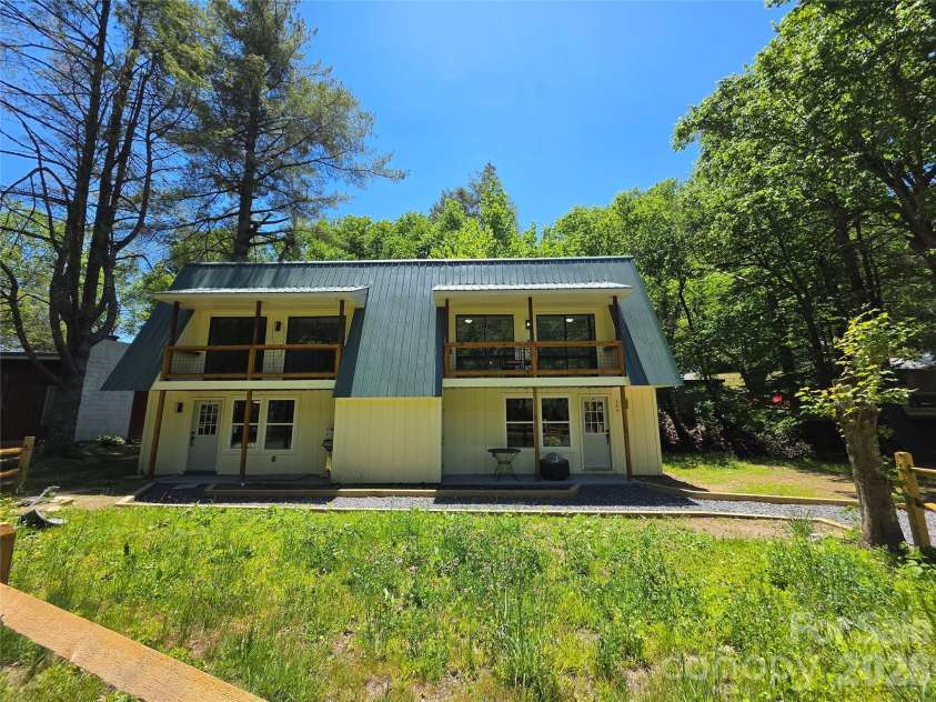 140 Nestle Road, Boone, NC 28607.  MLS# CAR4388895, YatesRealty ID 29283. 
