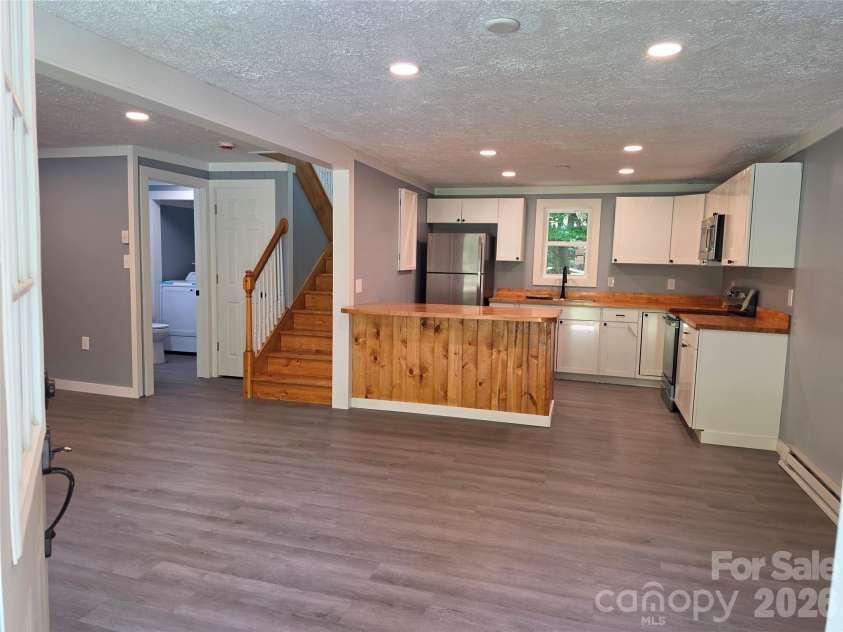 140 Nestle Road, Boone, NC 28607.  MLS# CAR4388895, YatesRealty ID 29283. 