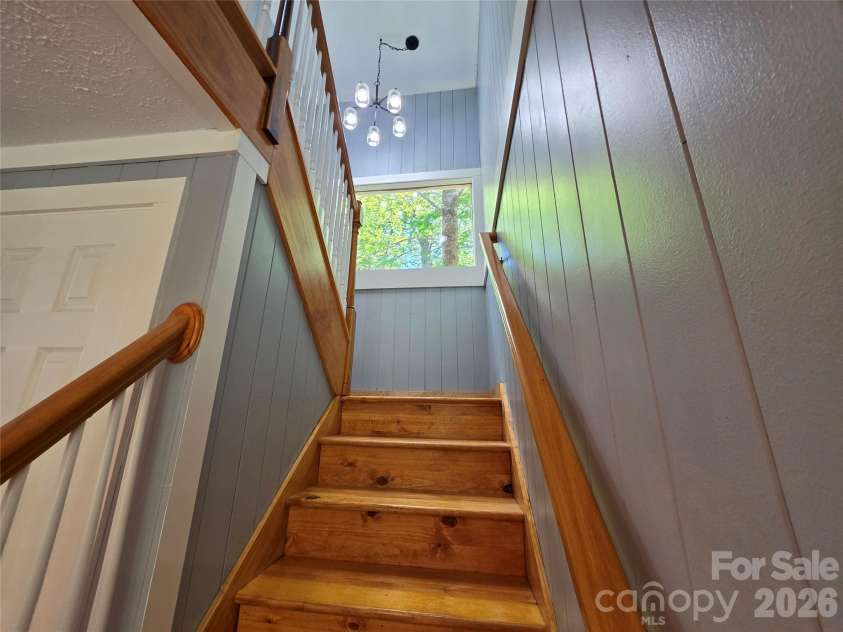 140 Nestle Road, Boone, NC 28607.  MLS# CAR4388895, YatesRealty ID 29283. 