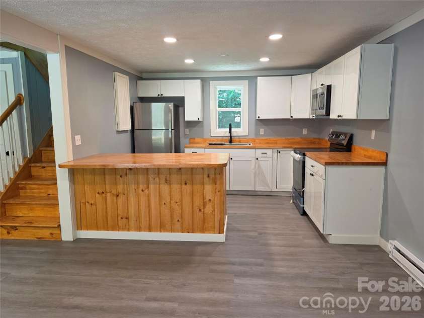 140 Nestle Road, Boone, NC 28607.  MLS# CAR4388895, YatesRealty ID 29283. 