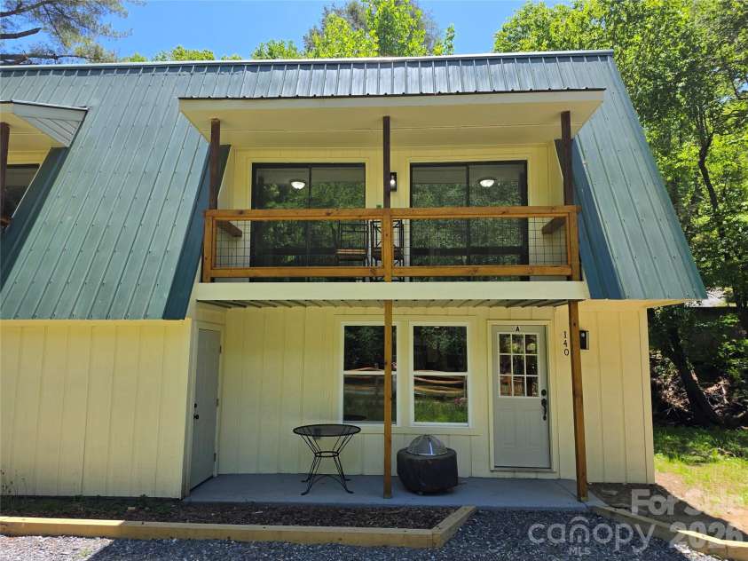 140 Nestle Road, Boone, NC 28607.  MLS# CAR4388895, YatesRealty ID 29283. Unit A