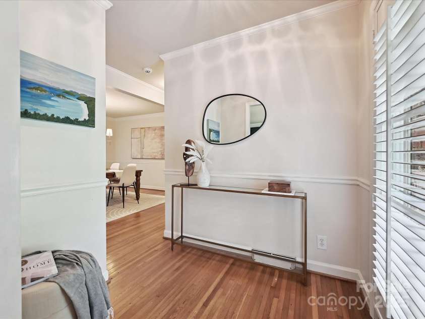 4008 Sulkirk Road, Charlotte, NC 28210.  MLS# CAR4286951, YatesRealty ID 29283. 