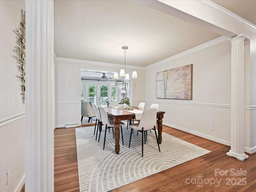 4008 Sulkirk Road, Charlotte, NC 28210.  MLS# CAR4286951, YatesRealty ID 29283. 