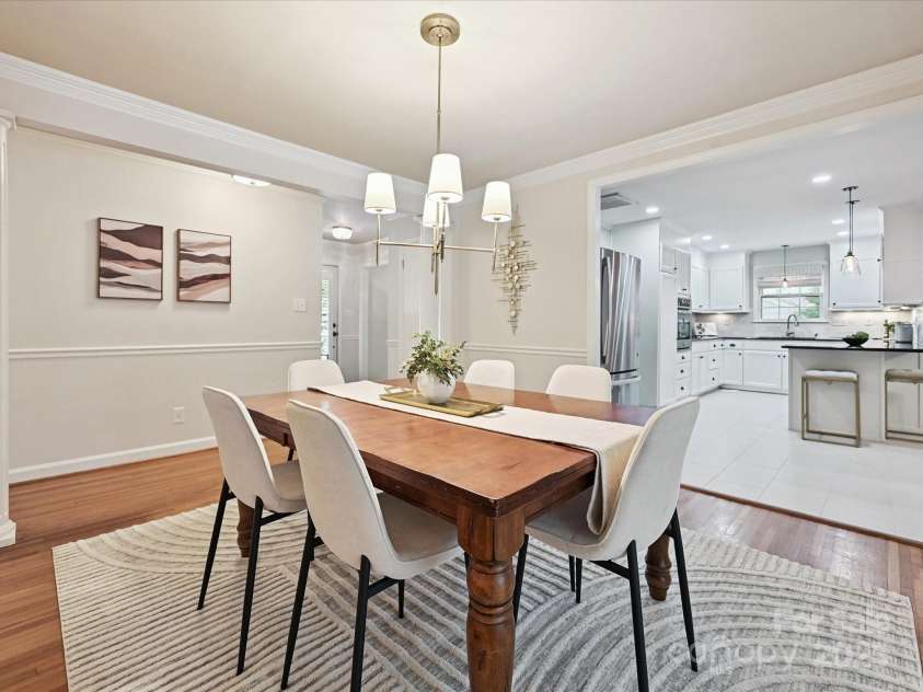 4008 Sulkirk Road, Charlotte, NC 28210.  MLS# CAR4286951, YatesRealty ID 29283. 