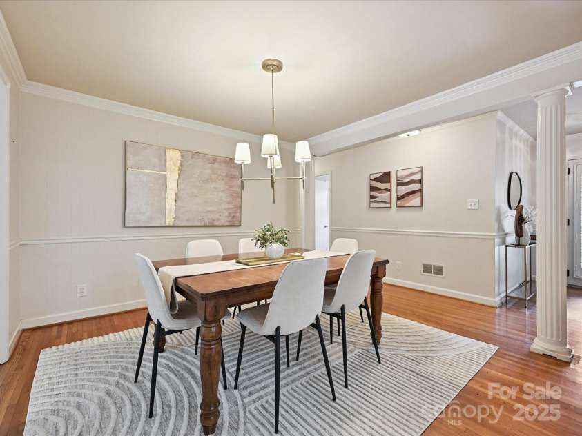 4008 Sulkirk Road, Charlotte, NC 28210.  MLS# CAR4286951, YatesRealty ID 29283. 