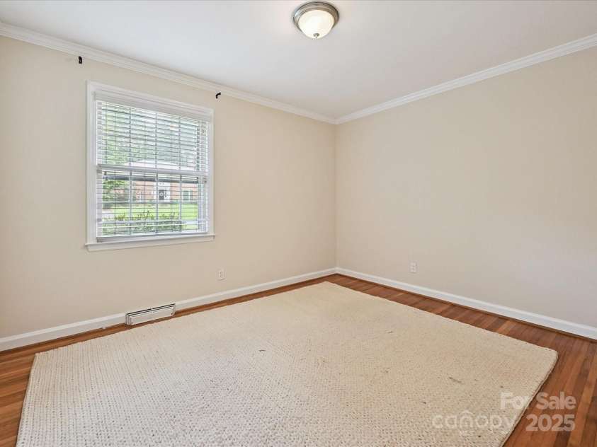 4008 Sulkirk Road, Charlotte, NC 28210.  MLS# CAR4286951, YatesRealty ID 29283. 