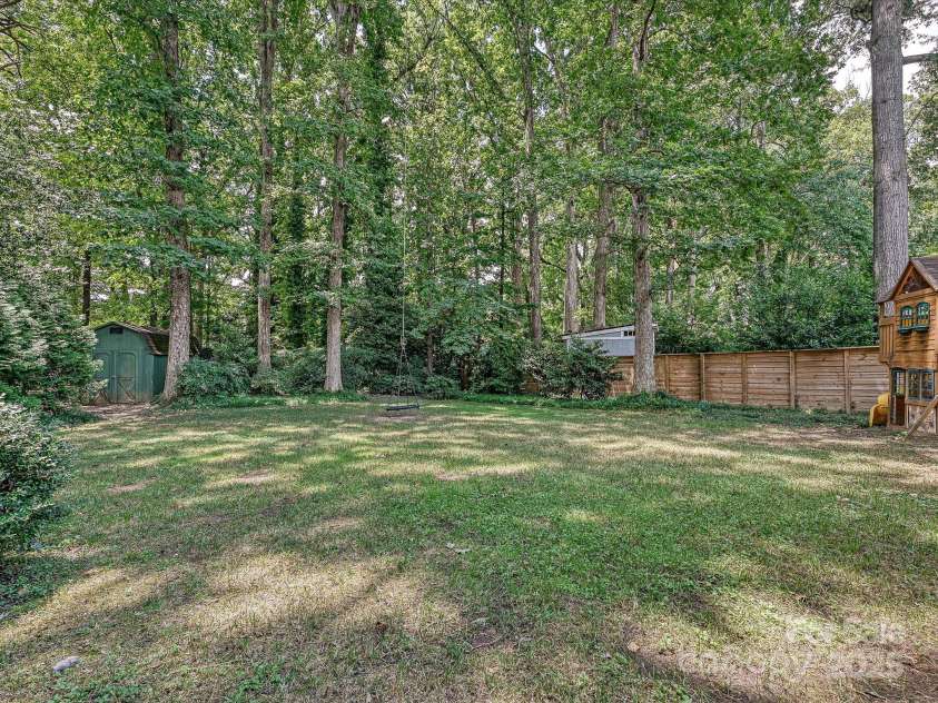 4008 Sulkirk Road, Charlotte, NC 28210.  MLS# CAR4286951, YatesRealty ID 29283. 