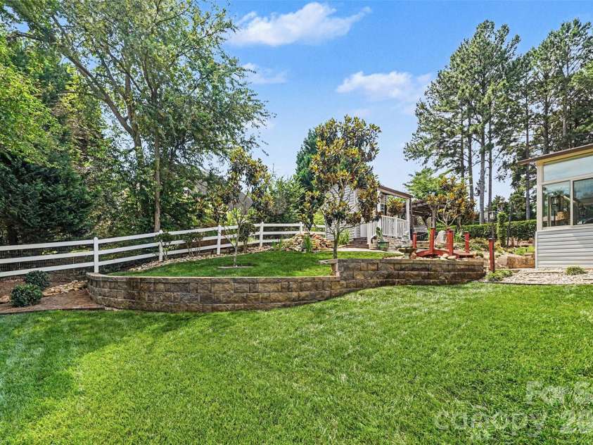 1694 Avalon Drive, Rock Hill, SC 29730.  MLS# CAR4386033, YatesRealty ID 29284. 