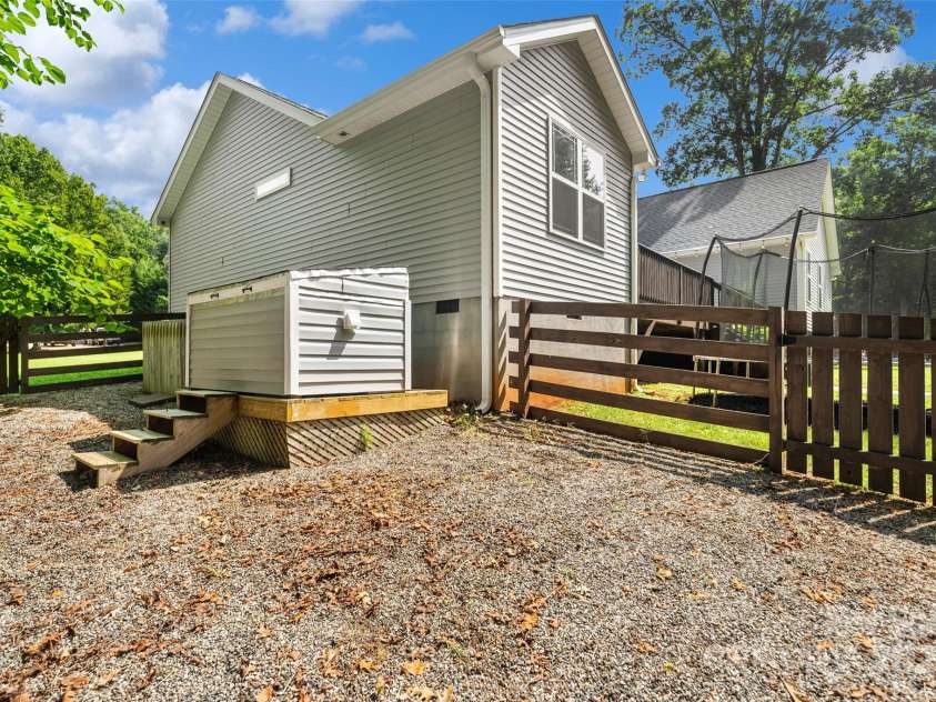 1774 Timmons Marie Lane, Lincolnton, NC 28092.  MLS# CAR4276228, YatesRealty ID 29284. 