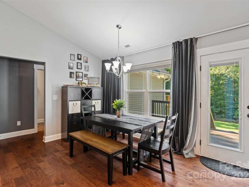 1774 Timmons Marie Lane, Lincolnton, NC 28092.  MLS# CAR4276228, YatesRealty ID 29284. Dining Area