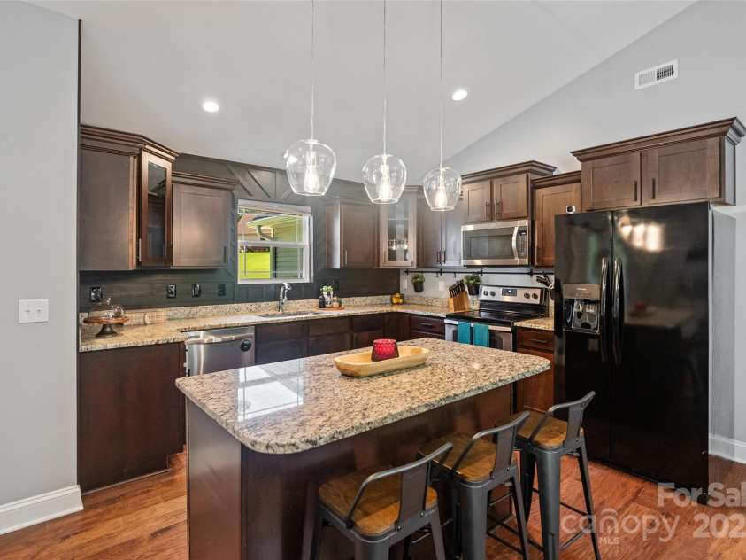 1774 Timmons Marie Lane, Lincolnton, NC 28092.  MLS# CAR4276228, YatesRealty ID 29284. Kitchen