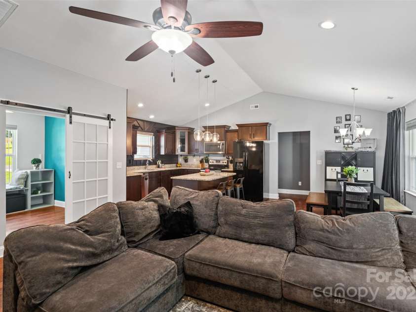 1774 Timmons Marie Lane, Lincolnton, NC 28092.  MLS# CAR4276228, YatesRealty ID 29284. Living room open floorplan