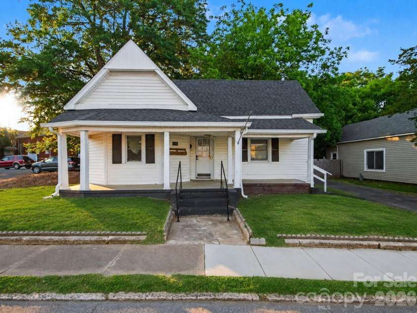 198 Buffalo Avenue, Concord, NC 28025.  MLS# CAR4380775, YatesRealty ID 29285. Representation photo