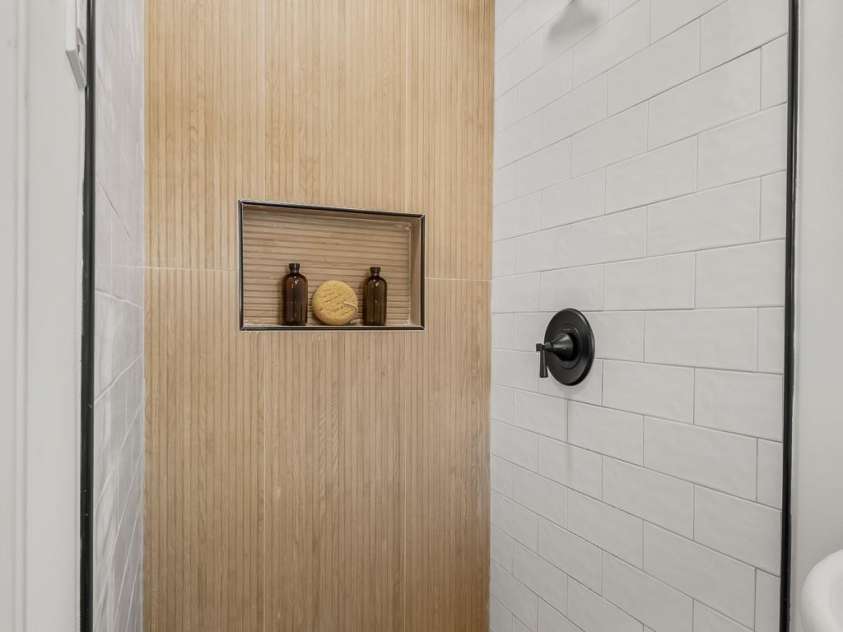 744 University Drive, Rock Hill, SC 29730.  MLS# CAR4269041, YatesRealty ID 29285. Primary Bathroom