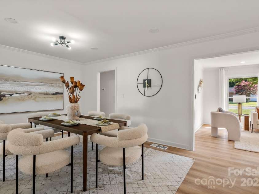 744 University Drive, Rock Hill, SC 29730.  MLS# CAR4312157, YatesRealty ID 29285. Dining Area