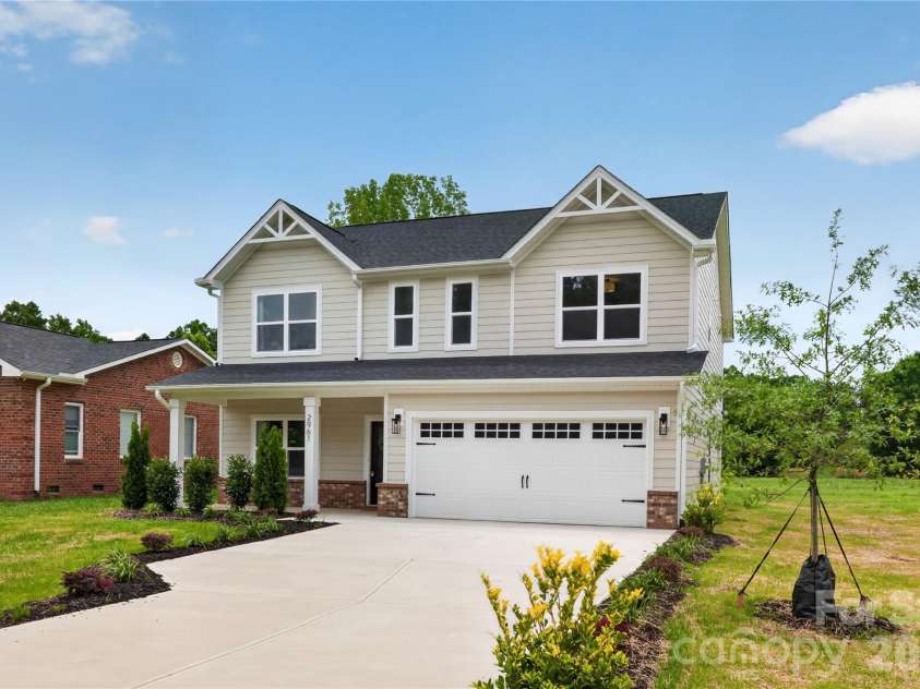 2961 Polk and White Road, Charlotte, NC 28269.  MLS# CAR4361138, YatesRealty ID 29287. 