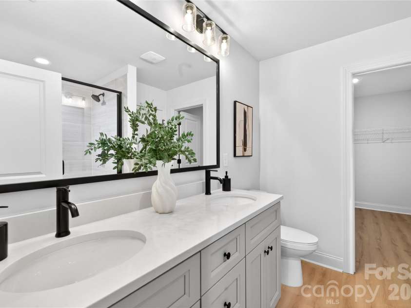 2961 Polk and White Road, Charlotte, NC 28269.  MLS# CAR4361138, YatesRealty ID 29287. 
