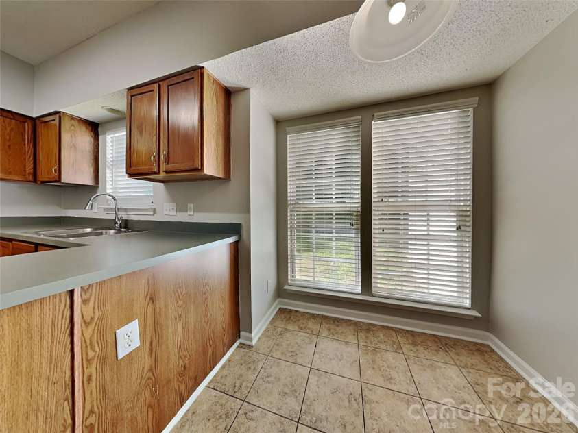5414 Crisfield Road, Charlotte, NC 28269.  MLS# CAR4384580, YatesRealty ID 29289. 