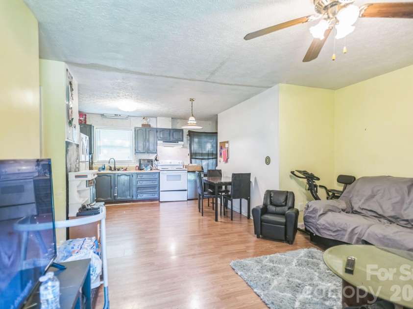 104 Whitley Road, Morganton, NC 28655.  MLS# CAR4295728, YatesRealty ID 2929. 