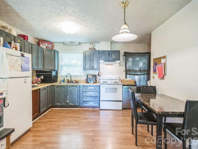 104 Whitley Road, Morganton, NC 28655.  MLS# CAR4295728, YatesRealty ID 2929. 