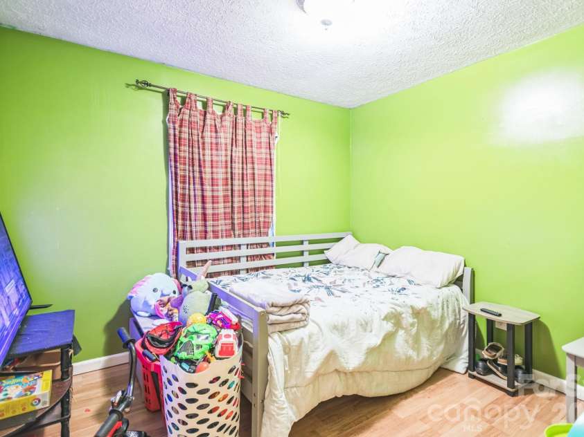 104 Whitley Road, Morganton, NC 28655.  MLS# CAR4295728, YatesRealty ID 2929. 