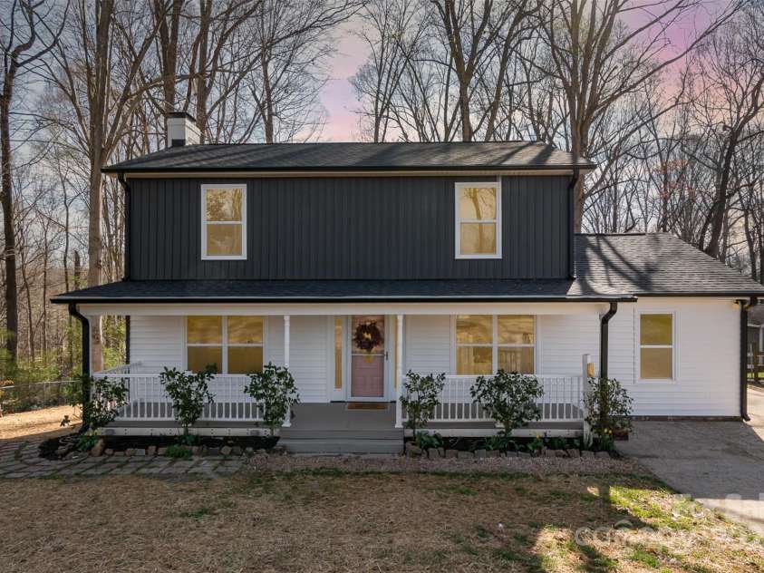 412 Montana Drive, Gastonia, NC 28056.  MLS# CAR4233932, YatesRealty ID 2929. 
