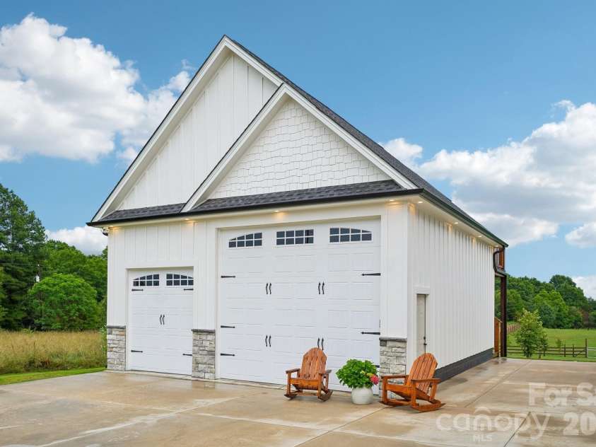 247 Reynolds Road, Inman, SC 29349.  MLS# CAR4382189, YatesRealty ID 29290. 