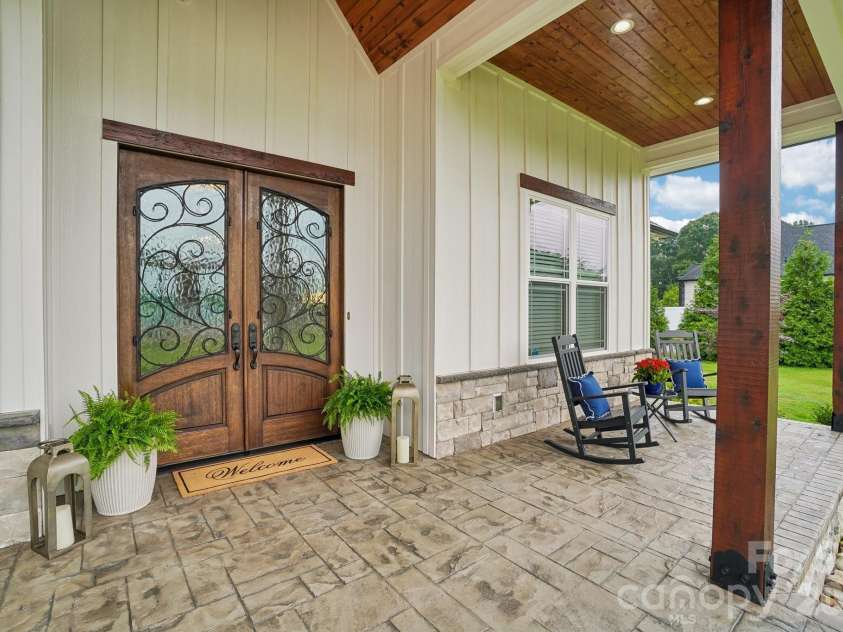 247 Reynolds Road, Inman, SC 29349.  MLS# CAR4382189, YatesRealty ID 29290. 