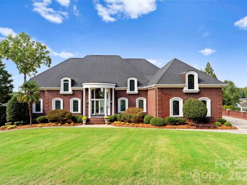 249 Blue Heron Drive, Rock Hill, SC 29732.  MLS# CAR4380979, YatesRealty ID 29293. 