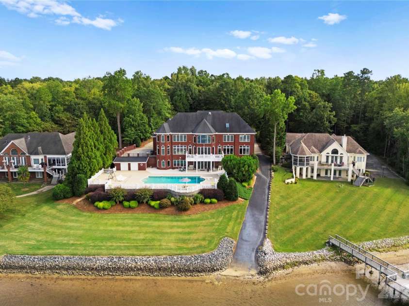 249 Blue Heron Drive, Rock Hill, SC 29732.  MLS# CAR4380979, YatesRealty ID 29293. 