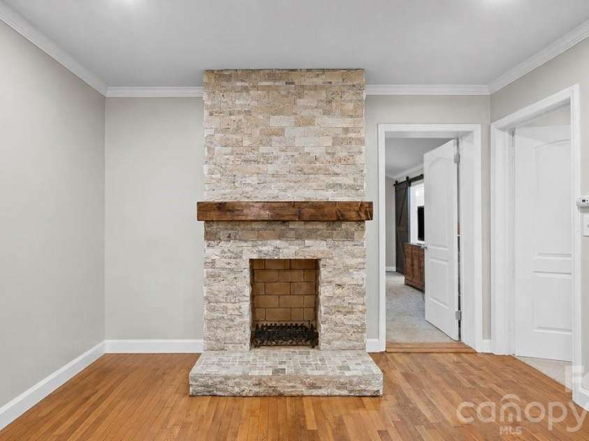 608 4th Avenue, Gastonia, NC 28052.  MLS# CAR4385881, YatesRealty ID 29296. 