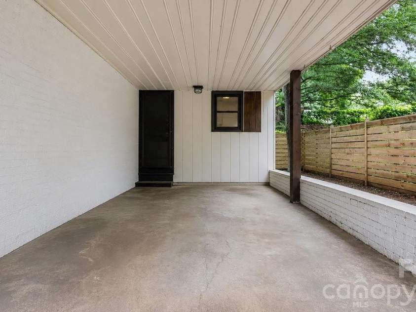 608 4th Avenue, Gastonia, NC 28052.  MLS# CAR4385881, YatesRealty ID 29296. 