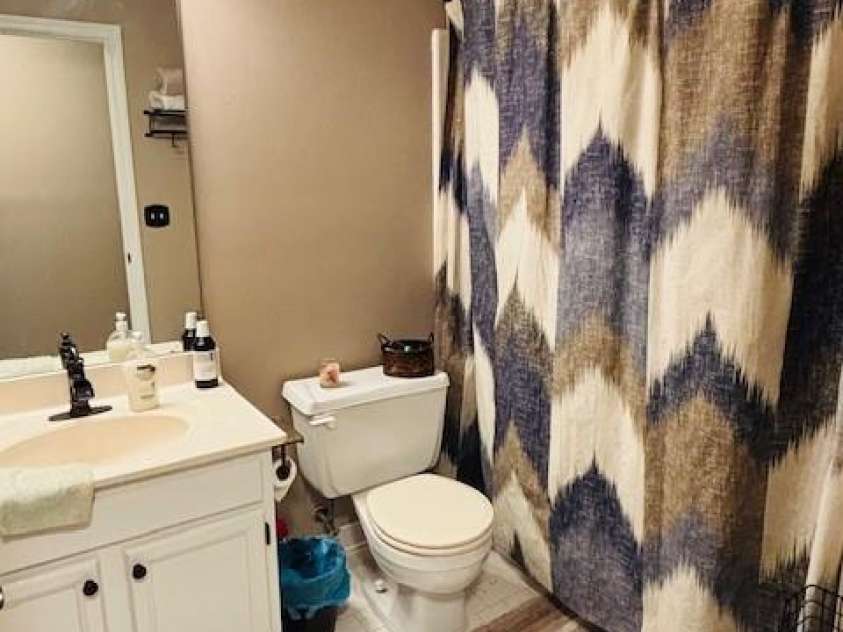 6340 Ellesmere Court, Mint Hill, NC 28227.  MLS# CAR4276855, YatesRealty ID 29296. Hall Bathroom