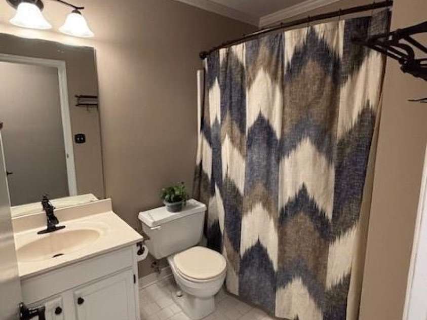 6340 Ellesmere Court, Mint Hill, NC 28227.  MLS# CAR4276855, YatesRealty ID 29296. Hall Bathroom