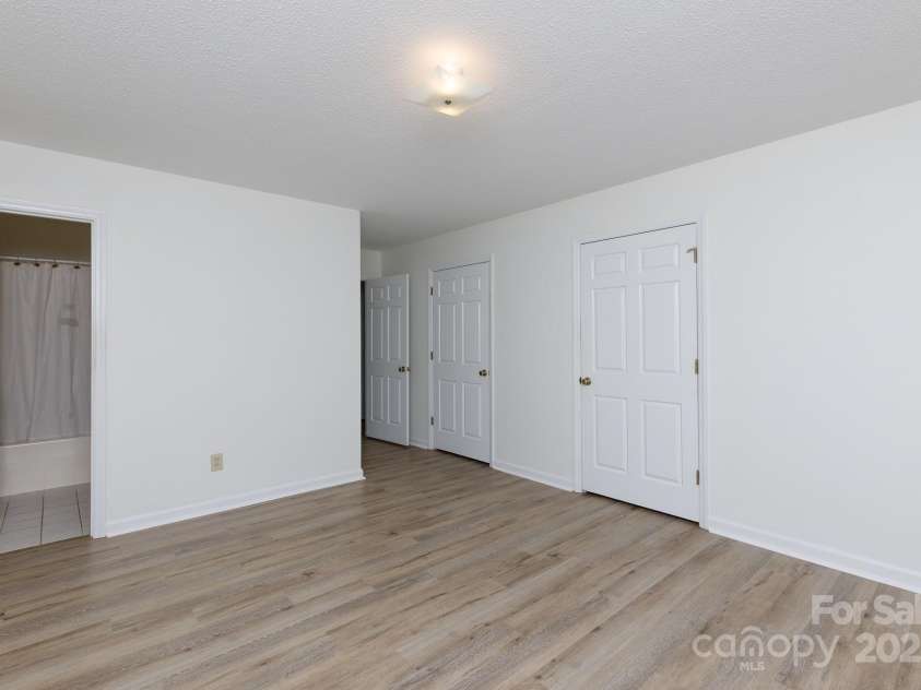 222 Pointe Circle, Rock Hill, SC 29732.  MLS# CAR4284654, YatesRealty ID 29297. 