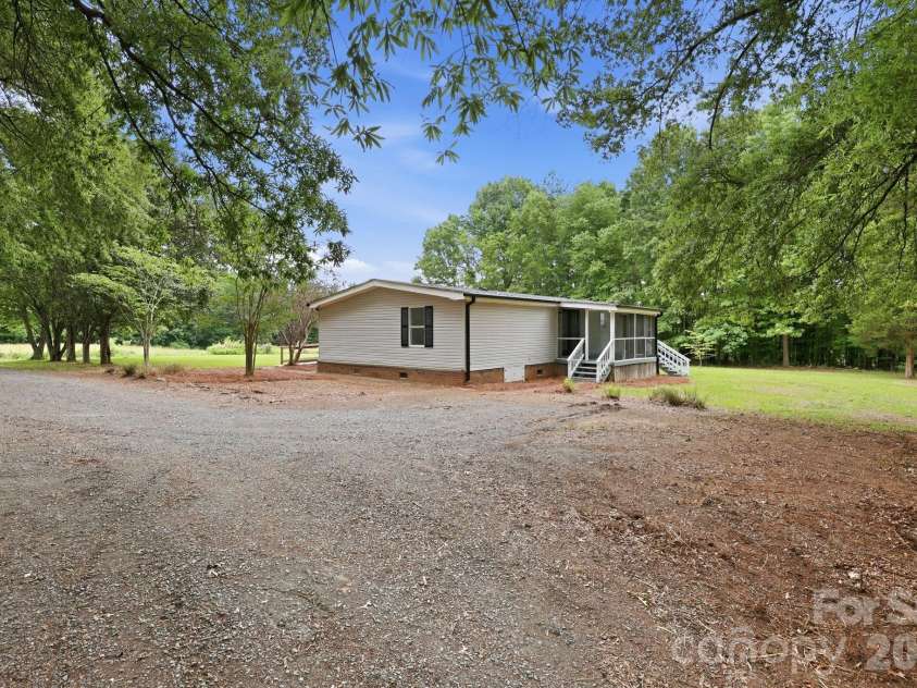 19082 Bear Creek Church Road, Richfield, NC 28137.  MLS# CAR4389209, YatesRealty ID 29298. 